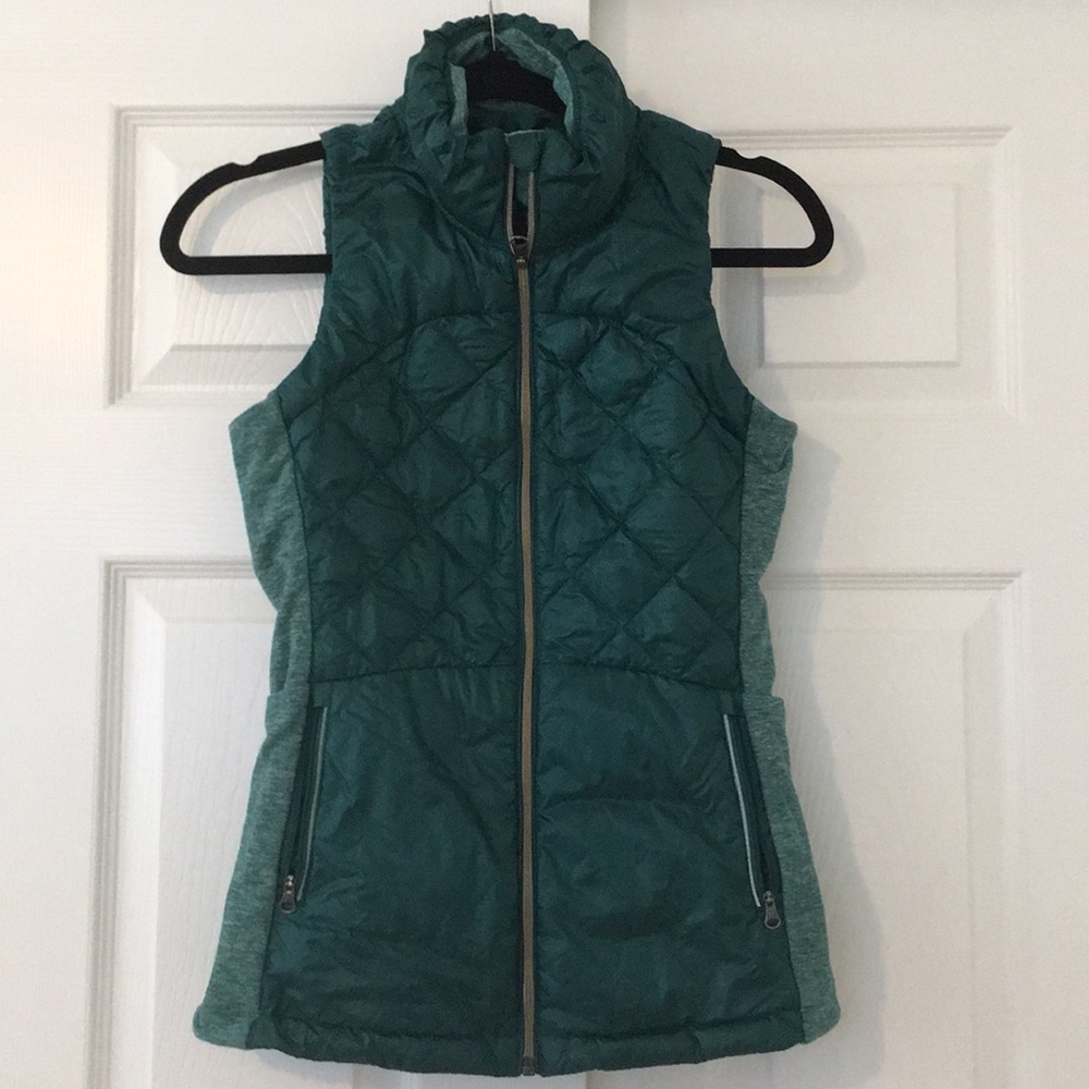 Lululemon Down for a Run 🏃🏻‍♀️ Vest